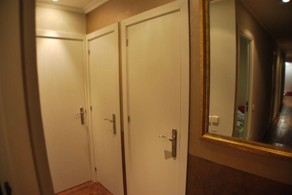 Apartamentos Aqui Me Quedo Madrid Luaran gambar