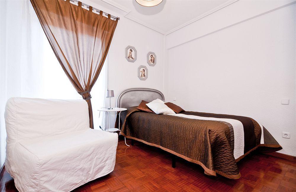 Apartamentos Aqui Me Quedo Madrid Luaran gambar
