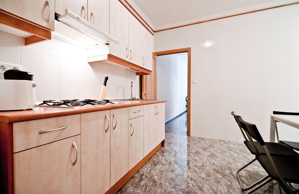 Apartamentos Aqui Me Quedo Madrid Luaran gambar