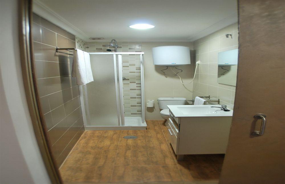 Apartamentos Aqui Me Quedo Madrid Luaran gambar