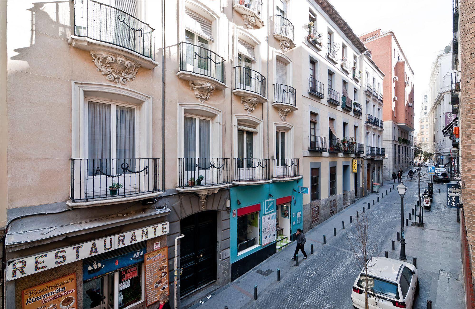 Apartamentos Aqui Me Quedo Madrid Luaran gambar