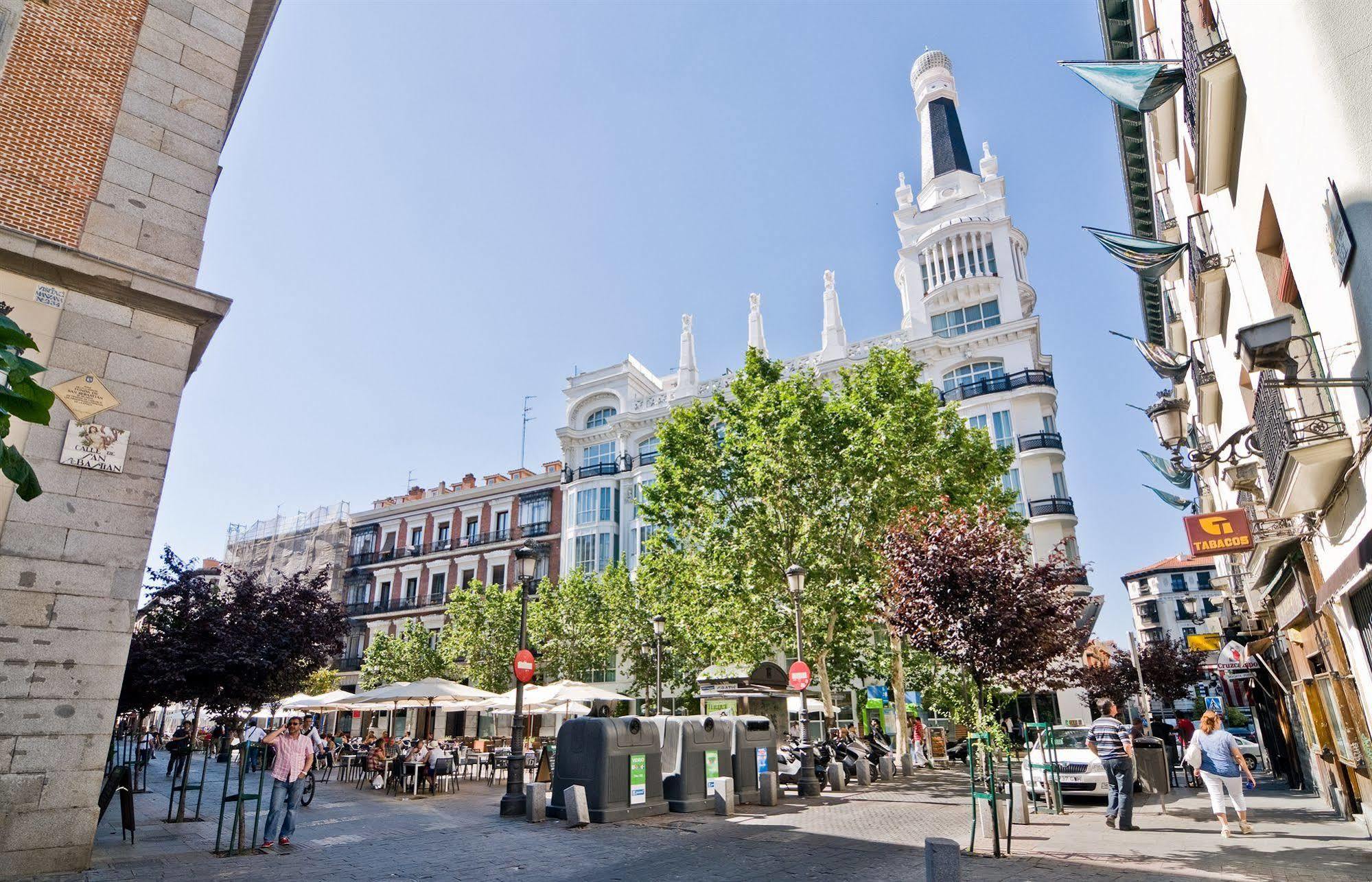 Apartamentos Aqui Me Quedo Madrid Luaran gambar