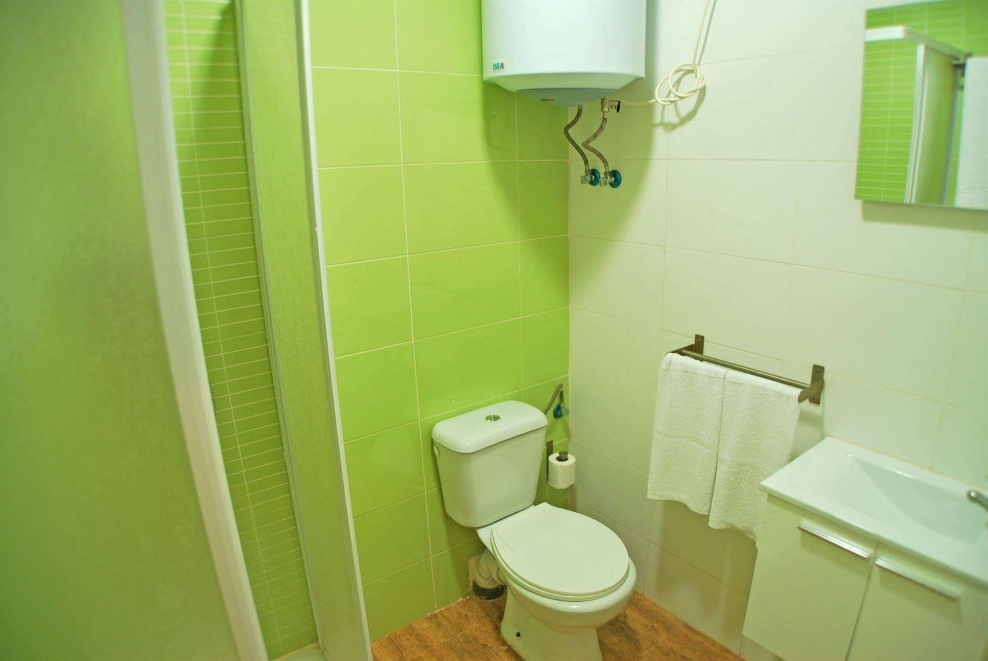 Apartamentos Aqui Me Quedo Madrid Luaran gambar